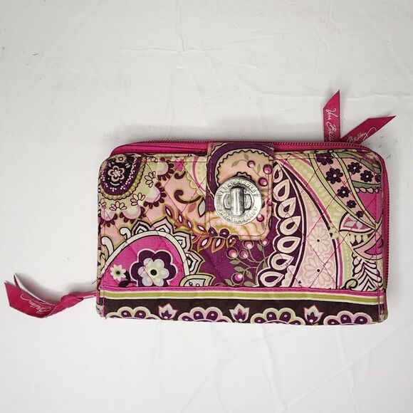Vera Bradley Zip Around Quilted Floral Print fabric Wallet - Picture 1 of 7